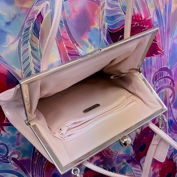 Jacqueline Ferrar || Pearl Pink Plush Classic Little Shoulder Clutch Style Purse - Picture 5 of 13